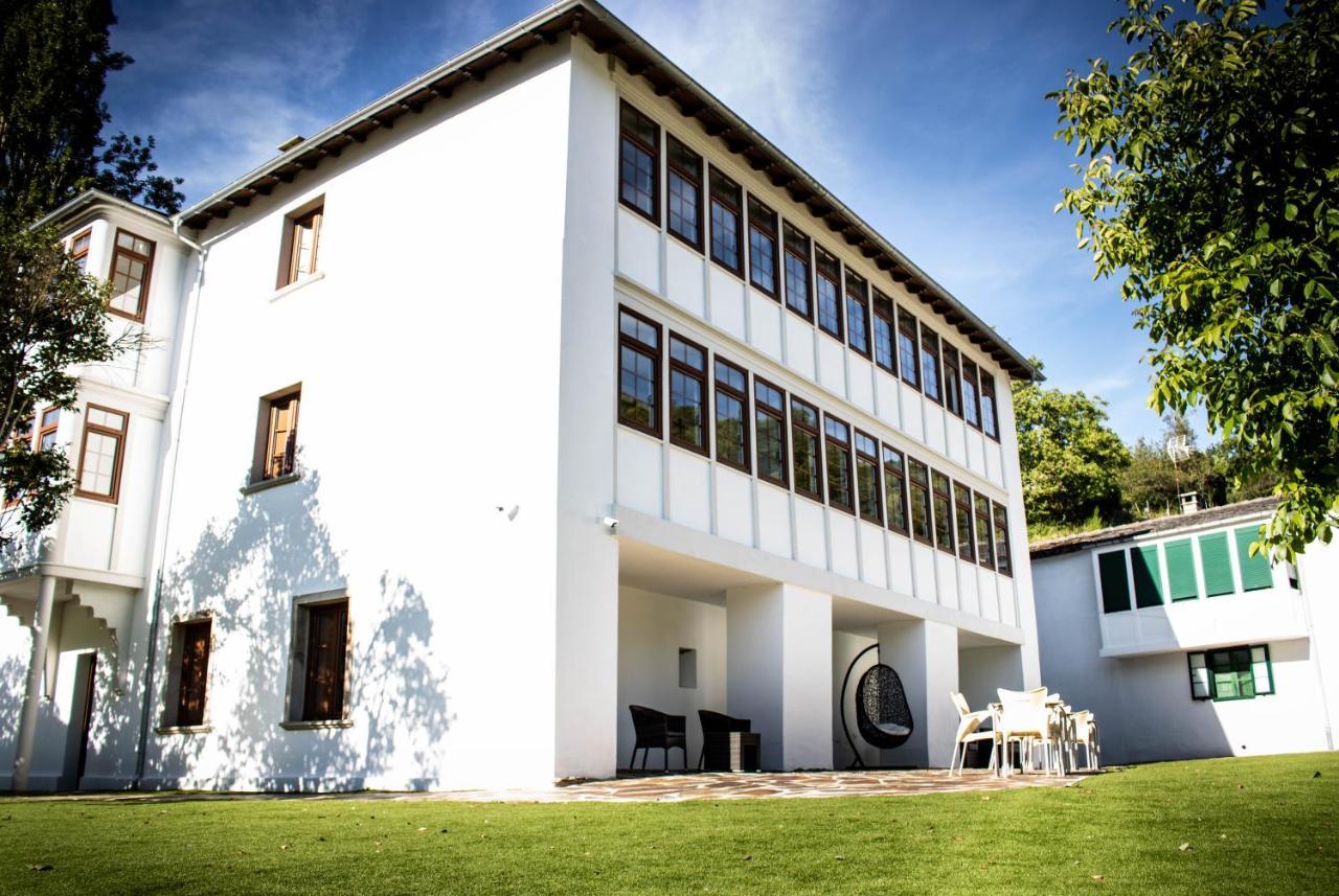 A Casa Da Botica Hotell Samos Exteriör bild