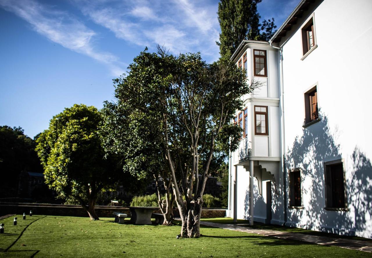 A Casa Da Botica Hotell Samos Exteriör bild