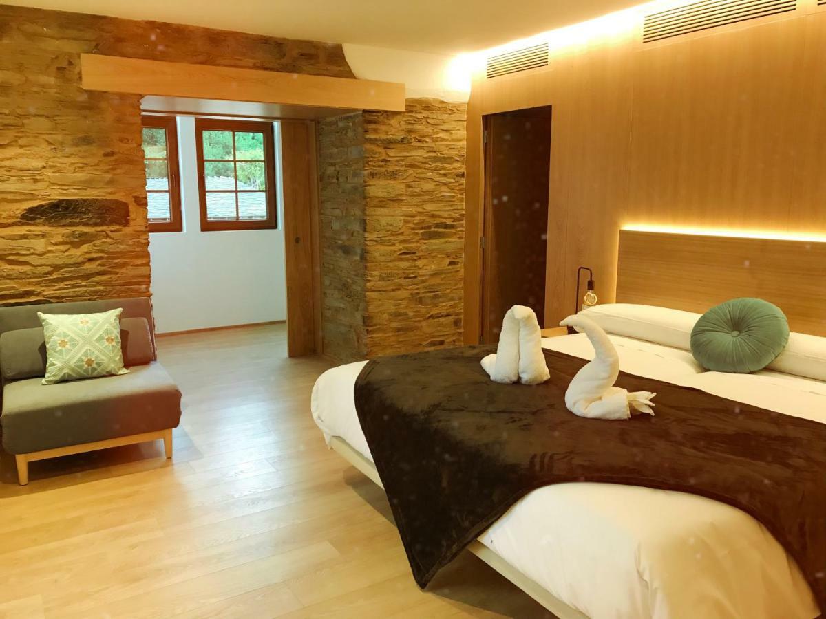 A Casa Da Botica Hotell Samos Exteriör bild
