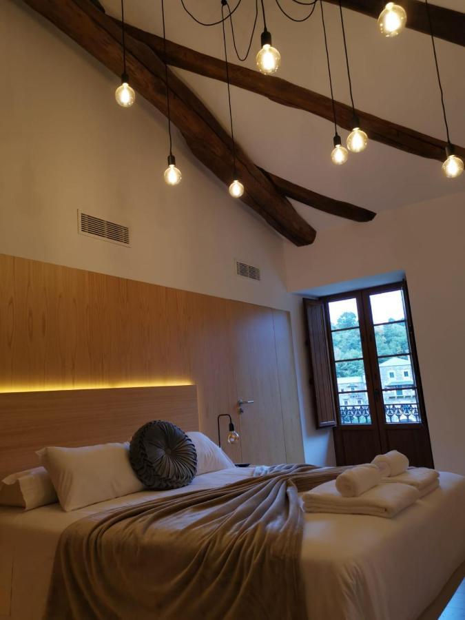 A Casa Da Botica Hotell Samos Exteriör bild